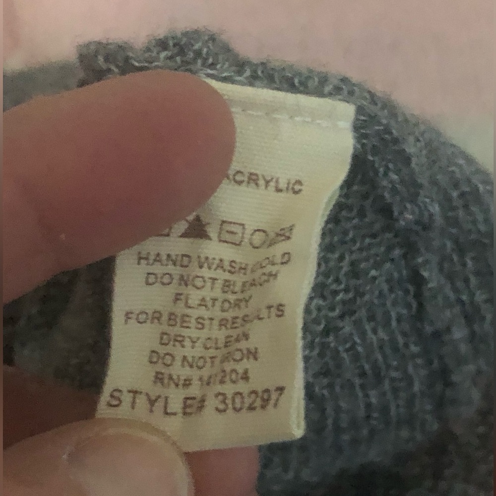 HEM & THREAD - Picture 4 of 4